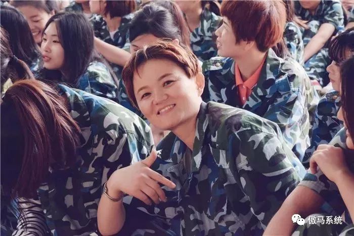 ▲曹小平帶著網銷團隊參加第2屆金馬爭霸賽